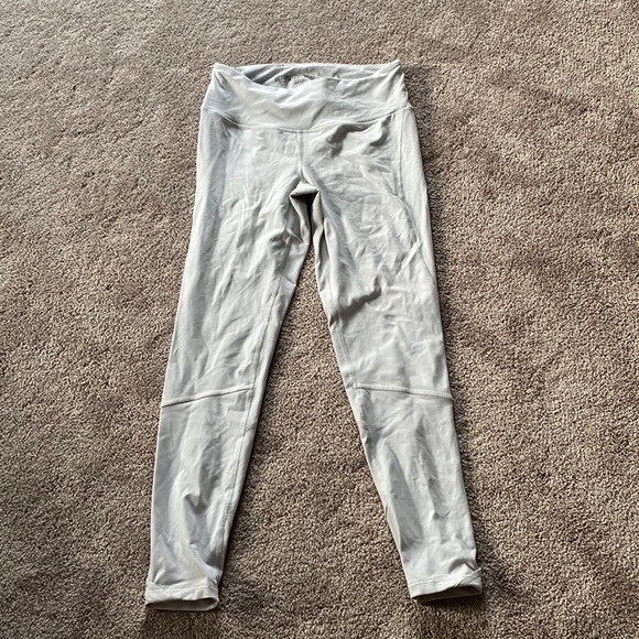 Victoria Secret Sport Knockout Tight Leggings SIZE M - Picture 1 of 6